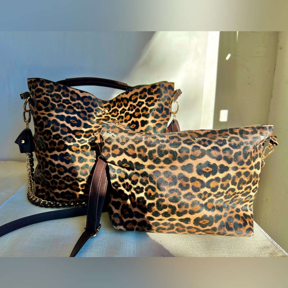 Heavy Woven Chain Leopard Bag with Matching Makeup Case